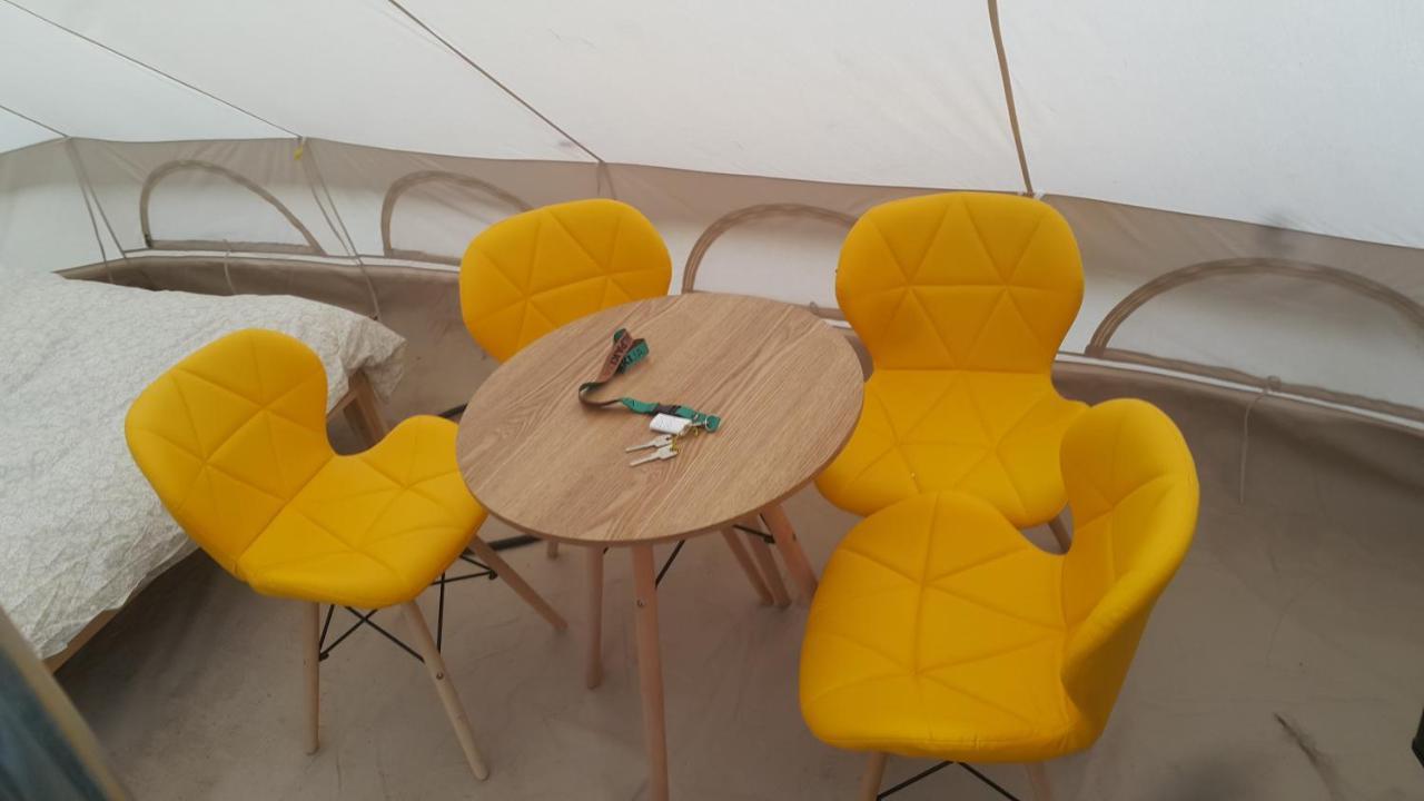Luxury tent Glamping Z Alpakami